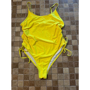 Women's Unbranded Swimsuit 3XL Yellow